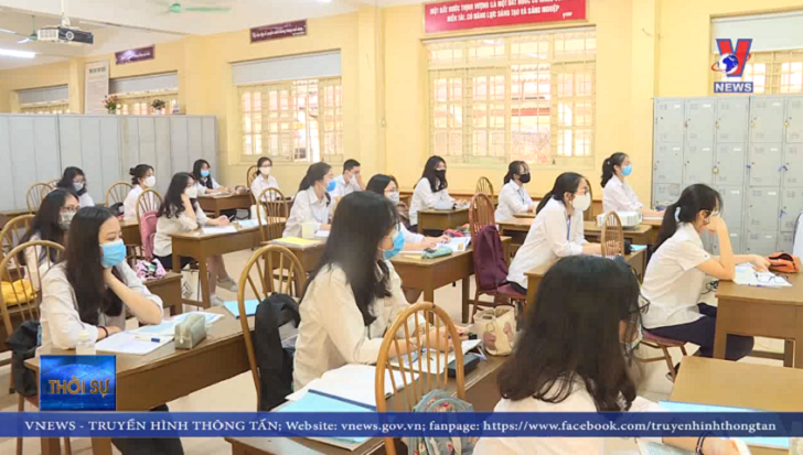 Thí sinh chỉ được chọn 1 bài thi tổ hợp