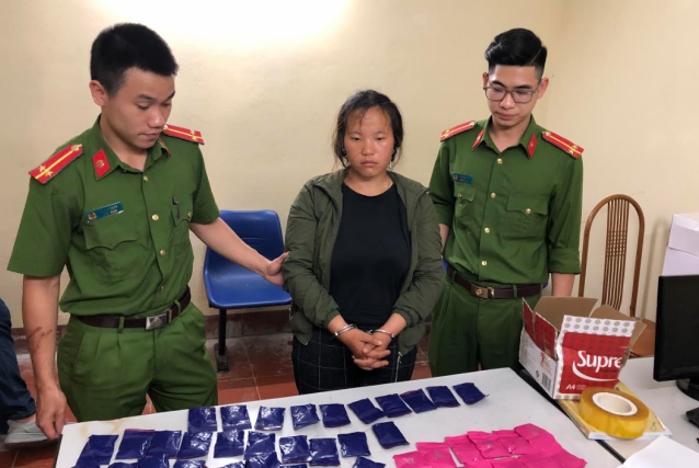 Bắt một sơn nữ mua bán hơn 11 000 viên ma túy tổng hợp
