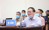 Sáng nay, cựu Đô đốc Nguyễn Văn Hiến cùng 7 bị cáo hầu tòa