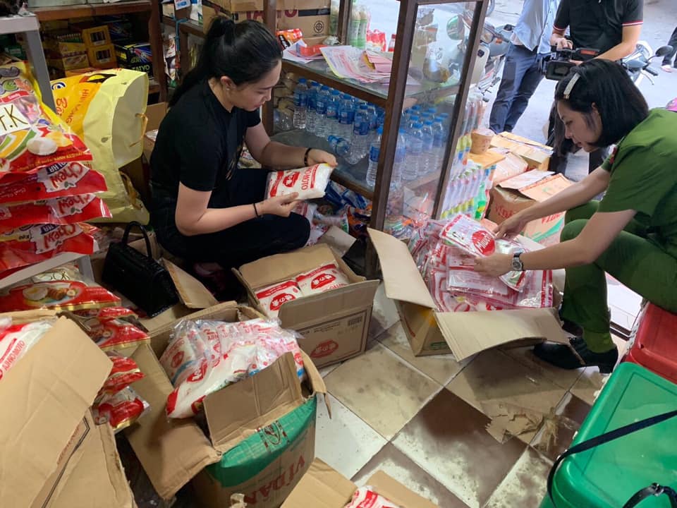 BVPL: Hà Nội: Thu giữ 1,4 tấn mì chính giả, hàng nghìn bộ quần áo giả mạo  nhãn hiệu nổi tiếng