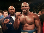 Cựu vô dịch quyền Anh Holyfield muốn giáp mặt đối thủ “cắn tai” Mike Tyson lần thứ ba