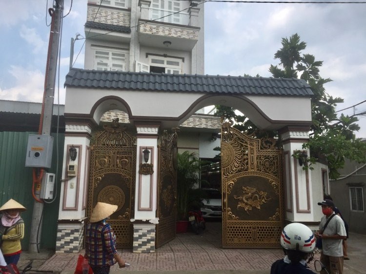 Cảnh sát đang điều tra 2 vụ án mạng ở TP HCM và Tây Ninh