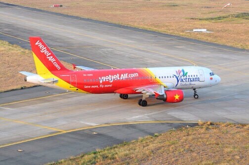 Thông tin liên quan tới việc sinh vật lạ xuất hiện trên máy bay ngày 7 6