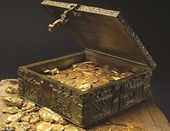 Phát lộ kho báu đầy vàng và cổ vật sau 10 năm chủ nhân thách thiên hạ tìm kiếm
