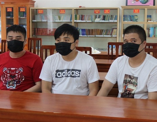 Bắt và cách ly khẩn cấp nhóm người Trung Quốc nhập cảnh trái phép