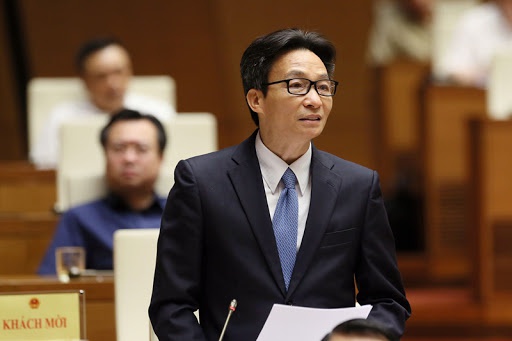 Phó Thủ tướng Vũ Đức Đam nói về việc chữa trị COVID-19 cho bệnh nhân nước ngoài