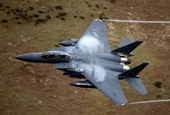 Chiến đấu cơ F-15 của Không quân Hoa Kỳ rơi ở Biển Bắc trong khi huấn luyện