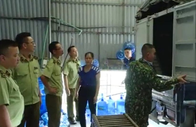 Sản xuất nước uống sử dụng nguồn nước lấy từ mương nước thải bị xử lý thế nào