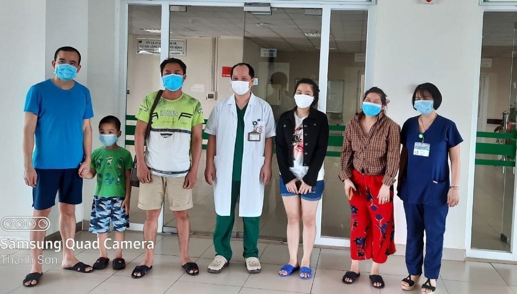 Thêm 5 bệnh nhân nhiễm COVID-19 được công bố khỏi bệnh