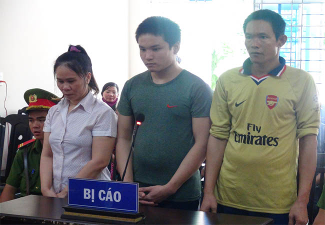 17 năm tù giam cho nhóm đối tượng “mua bán trái phép chất ma túy”