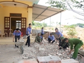 Viện kiểm sát, Công an huyện Hương Sơn giúp dân xây dựng nông thôn mới
