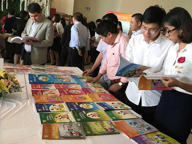 Bộ GD ĐT đề nghị xử lý sách giáo dục bị làm giả