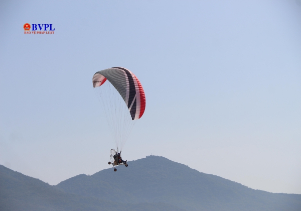 Đà Nẵng đoạt giải nhất đồng đội và cá nhân nam giải vô địch dù lượn