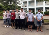 Lại bắt giữ 5 người Trung Quốc vượt biên đang di chuyển trên cao tốc Hà Nội - Lào Cai