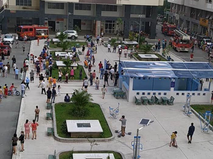 Cháy chung cư, hàng trăm người dân tháo chạy