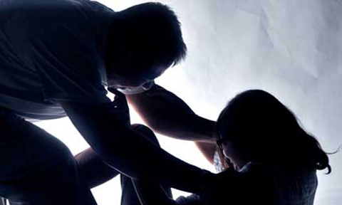 Truy tố kẻ hiếp dâm cháu ruột