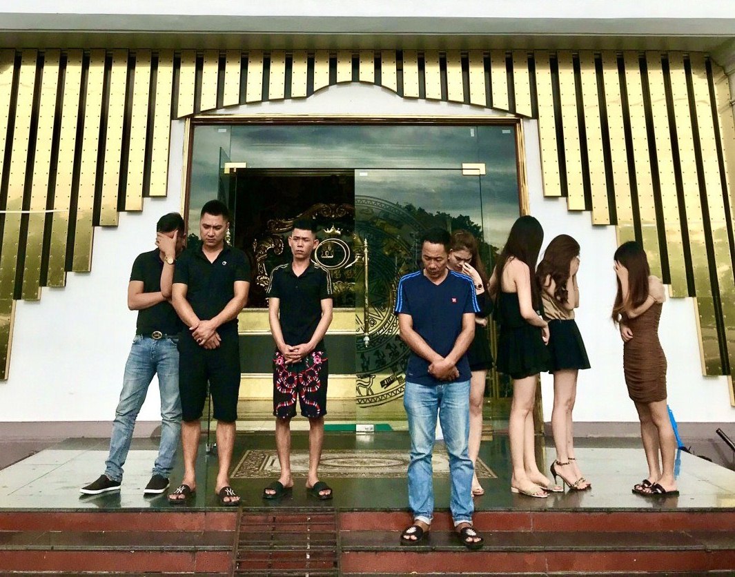 Phát hiện 3 cơ sở karaoke vi phạm lệnh cấm, tổ chức sử dụng trái phép ma túy