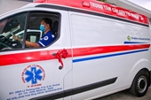 Chung sức với tuyến đầu chống dịch, Tập đoàn Novaland trao tặng xe cứu thương trị giá 5 tỷ đồng