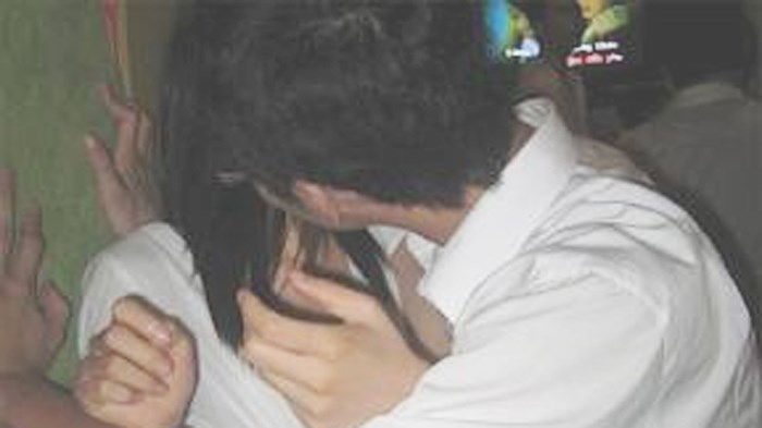 Đã có vợ và 2 con, bị can vẫn nhiều lần giao cấu với bé gái hơn 13 tuổi