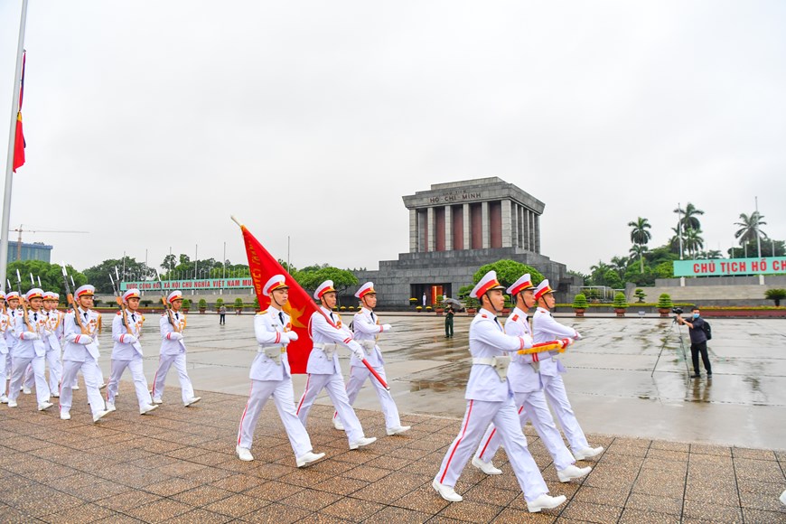 Lễ thượng cờ rủ Quốc tang nguyên Tổng bí thư Lê Khả Phiêu