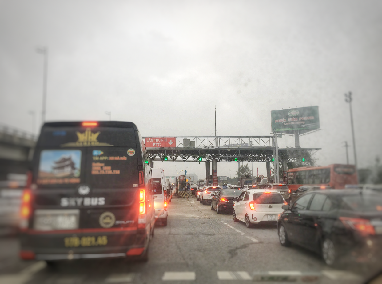 Phát hiện một chiếc xe vi phạm tốc độ  86 lần