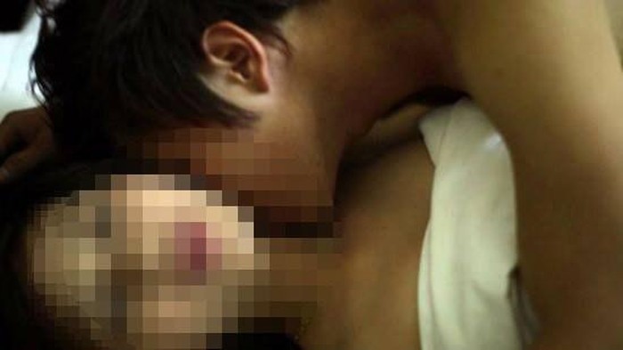 Cô gái dễ dãi để bạn tình quen qua mạng xã hội quay clip nóng tống tiền