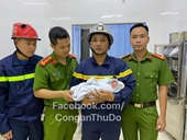 Cảnh sát giải cứu thành công bé sơ sinh bị bỏ rơi giữa khe tường