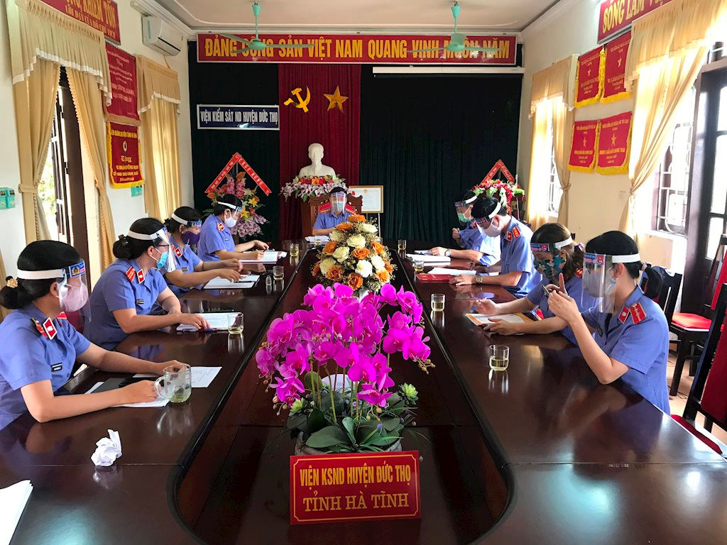 Yêu cầu chấn chỉnh vi phạm trong việc ra quyết định thi hành án