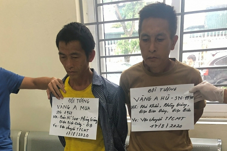 Bắt quả tang 2 đối tượng ở Điện Biên vận chuyển 15 bánh heroin tại bến xe Mỹ Đình