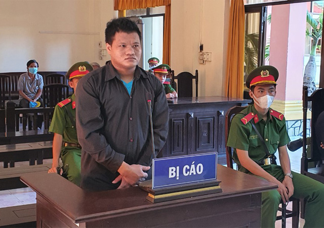 Giết chết bạn nhậu chỉ vì tranh cãi về biển số xe