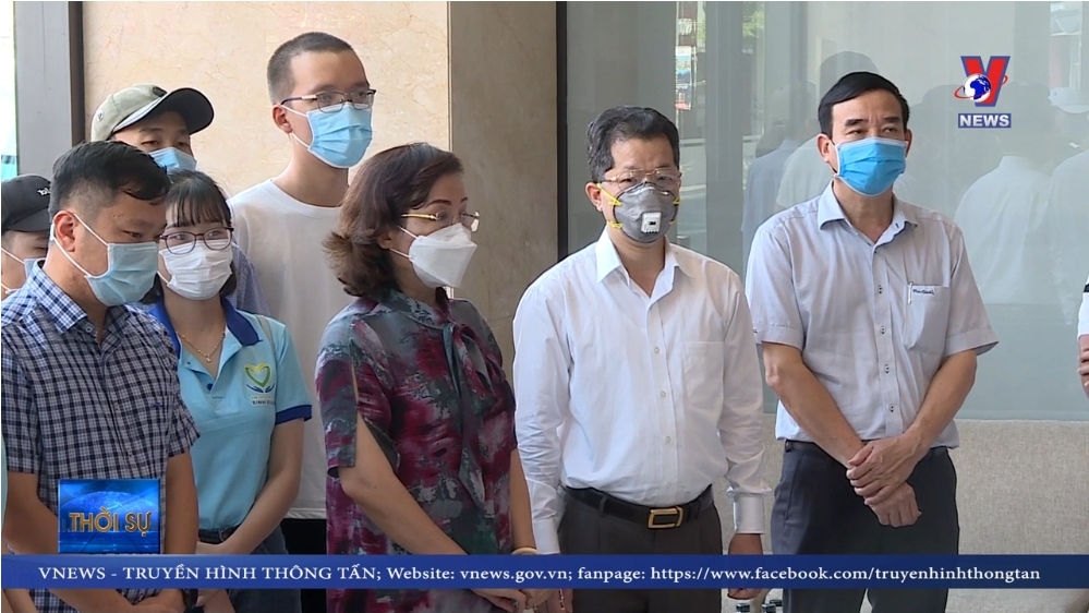 Đoàn bác sĩ Bình Định và Thừa Thiên-Huế rời Đà Nẵng