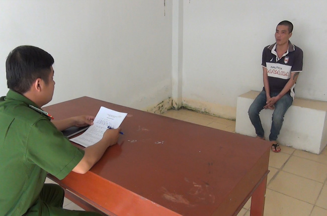 Bị người yêu phản bội, tìm tình địch cướp tài sản