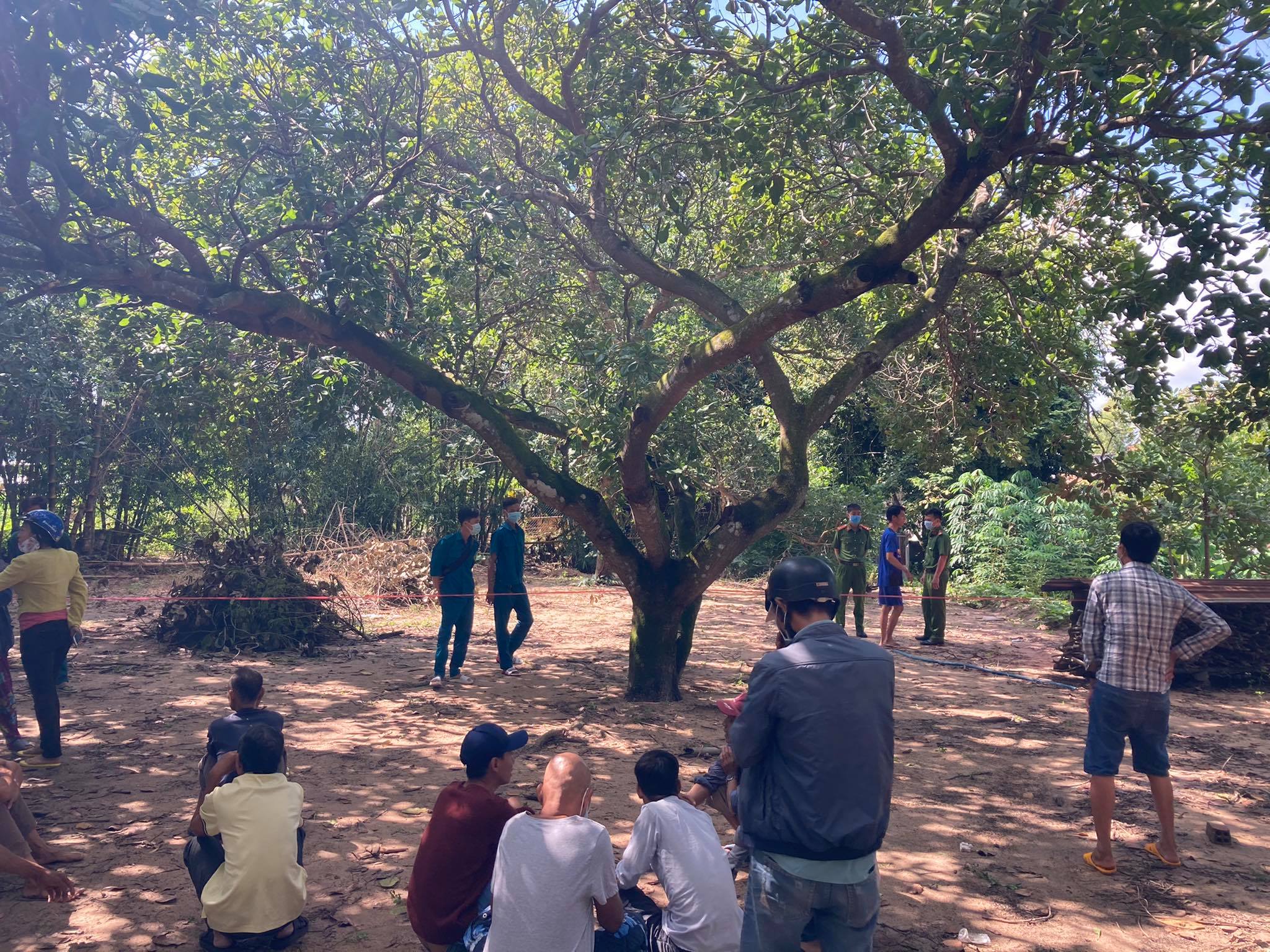 Tìm thấy thi thể bé trai 4 tuổi sau 9 ngày mất tích gần núi Chứa Chan