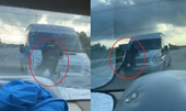 Video Khoảnh khắc chiến sĩ cảnh sát cơ động bám vào xe ôtô trước khi bị cán tử vong