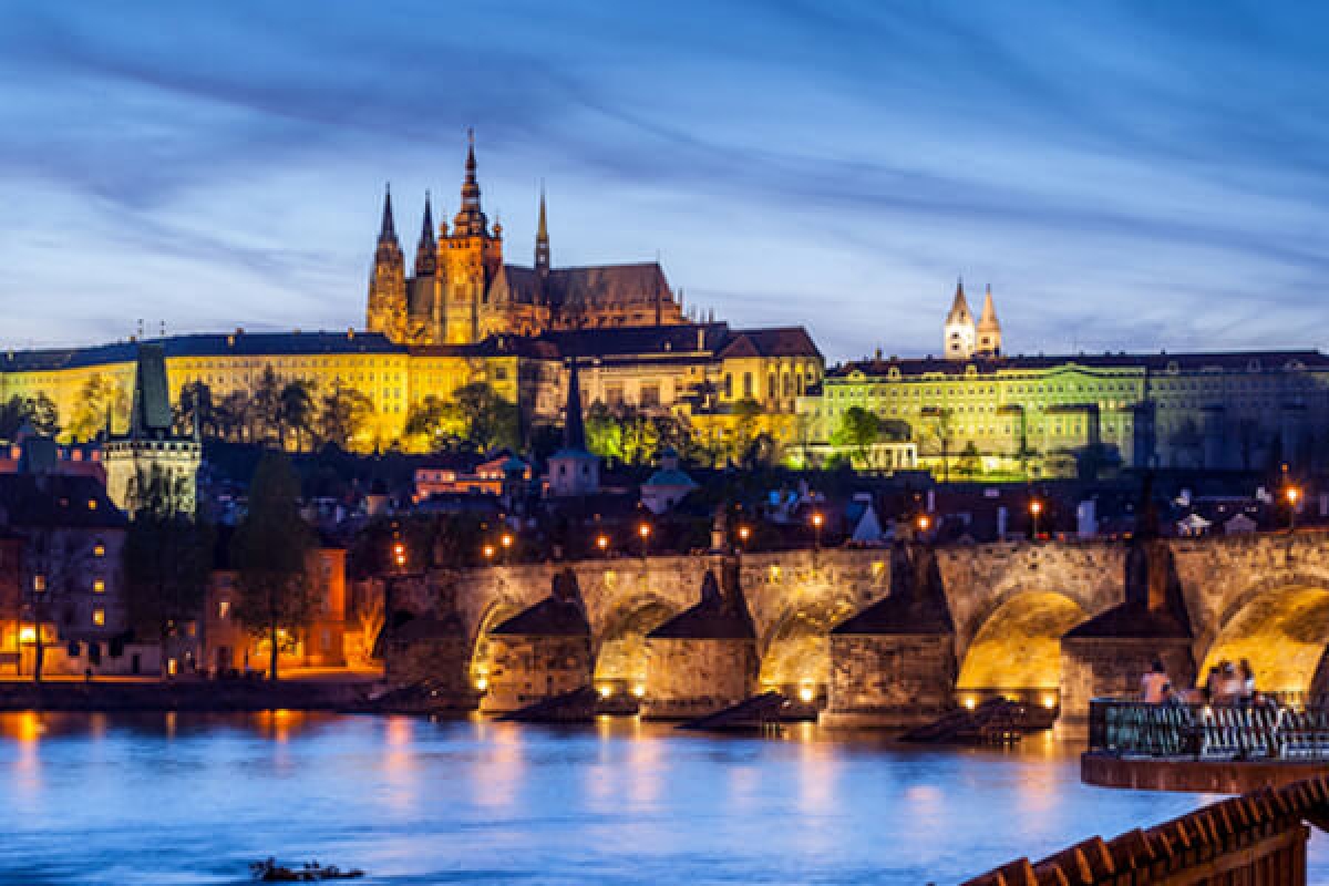 10 thành phố trên thế giới có cảnh đêm đẹp nhất