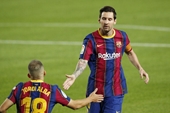 Rilvado  Messi có thể ký thêm hai năm với Barca