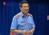 Đồng chí Nguyễn Huy Tiến làm việc, kiểm tra công tác tạm giữ, tạm giam ở Bình Dương