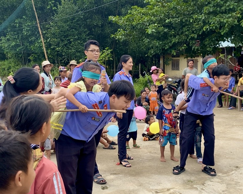 VKSND huyện Tây Sơn với Chương trình “Trung thu cho em”