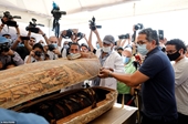 Tiết lộ sửng sốt sau khi hàng chục quan tài Ai Cập cổ đại 2 500 tuổi được mở nắp