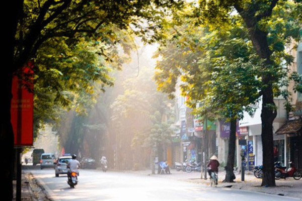 Miền Bắc khô hanh, miền Trung tiếp tục mưa lớn