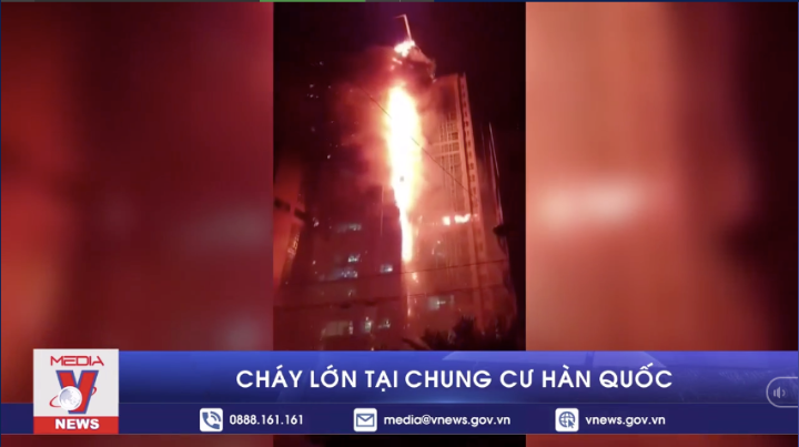 Lửa bao trùm tòa nhà 33 tầng ở Hàn Quốc giữa đêm