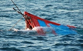 Hai tàu cá bị chìm trong vùng ảnh hưởng của bão số 9
