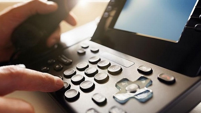 Cú điện thoại lạ khiến người phụ nữ mất cả trăm triệu đồng