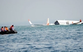 Máy bay chiến đấu của Đài Loan rơi khi vừa cất cánh
