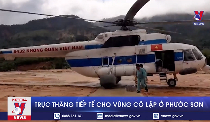 Trực thăng tiếp tế cho vùng cô lập ở Phước Sơn, Quảng Nam