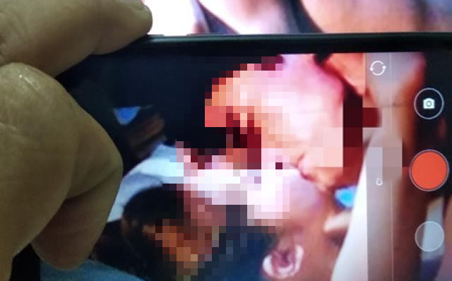 Người phụ nữ có chồng bị tống tiền bằng clip “nóng” vào nhà nghỉ với người khác