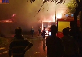 Xưởng sản xuất nến ở Đà Nẵng bùng cháy sau tiếng nổ lớn