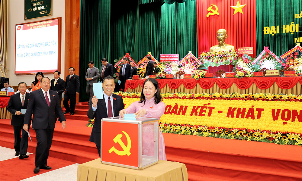 Danh sách Ban Chấp hành Đảng bộ tỉnh An Giang khóa XI, nhiệm kỳ 2020-2025