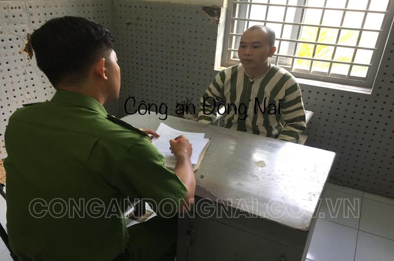 Bắt giam đối tượng có 2 bằng tiến sĩ, 1 bằng bác sĩ dởm