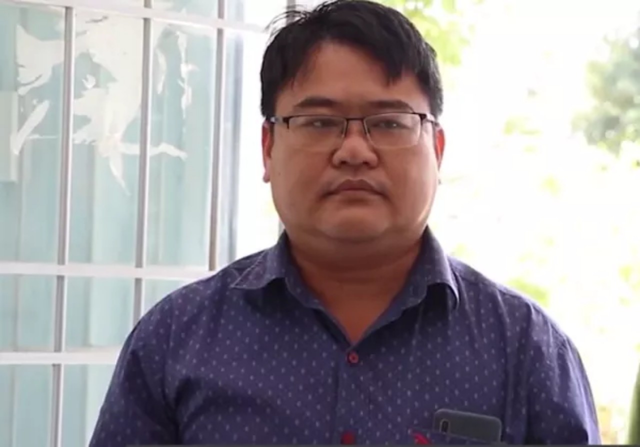 Khởi tố và bắt tạm giam cựu giám đốc, phó giám đốc ngân hàng